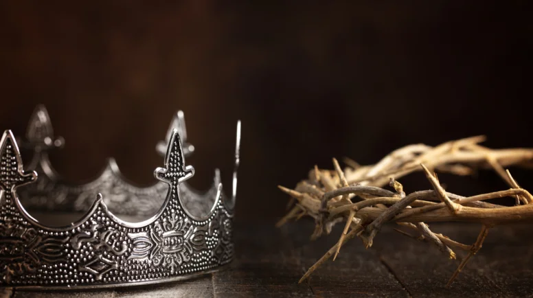 A Kings Crown and the Crown of Thorns