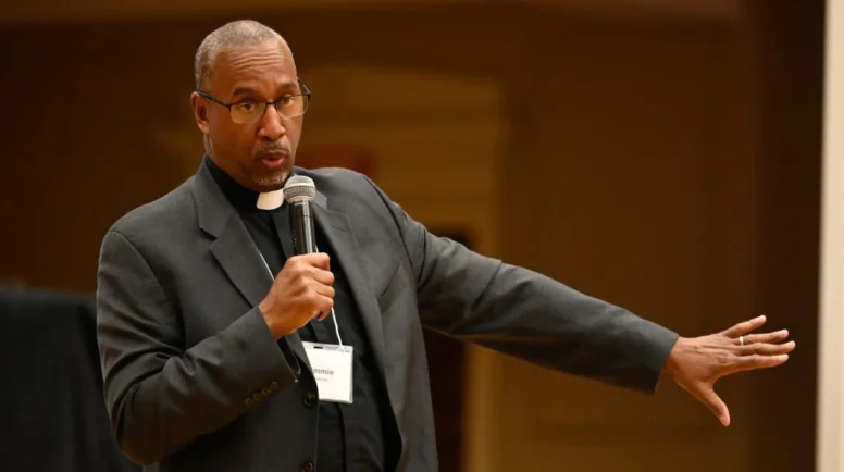 The Rev. Jimmie Hawkins speaking publicly.